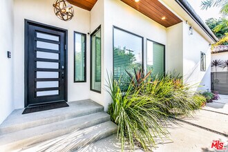 5059 Hesperia Ave in Los Angeles, CA - Building Photo - Building Photo