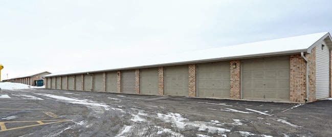 Harbour Springs Apartments in Algoma, WI - Building Photo - Building Photo