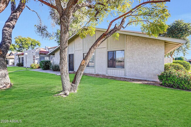 1001 N Granite Reef Rd in Scottsdale, AZ - Building Photo - Building Photo