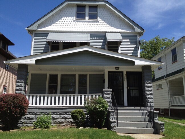 property at 2689 E 127th St
