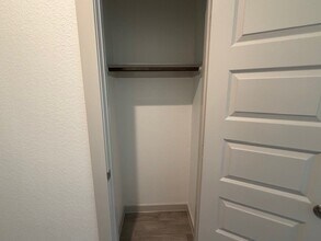 8107 Precious Passing Way in Rosharon, TX - Building Photo - Building Photo