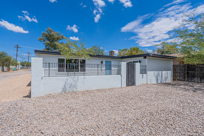 1040 N 7th Ave in Tucson, AZ - Building Photo - Building Photo