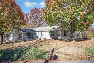 290 South Cir NW in Concord, NC - Building Photo - Building Photo