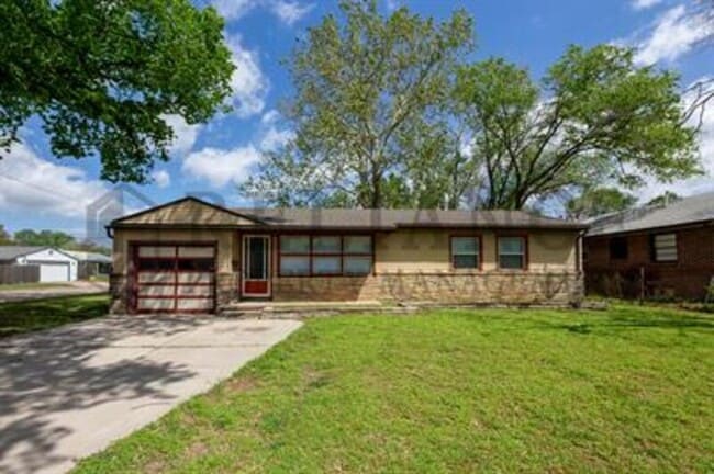 property at 1602 Luther E