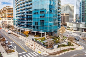 Turnberry Tower in Arlington, VA - Building Photo - Building Photo