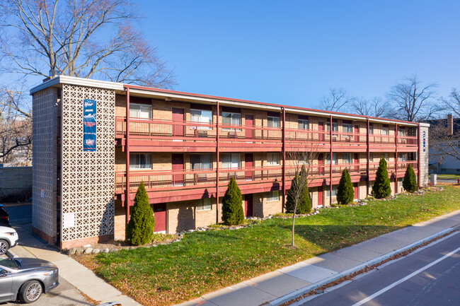 415 Hoover in Ann Arbor, MI - Foto de edificio - Building Photo