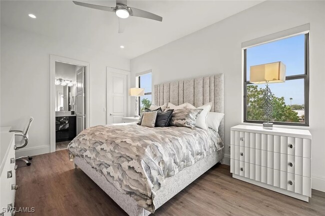 property at 5758 Riverside Dr