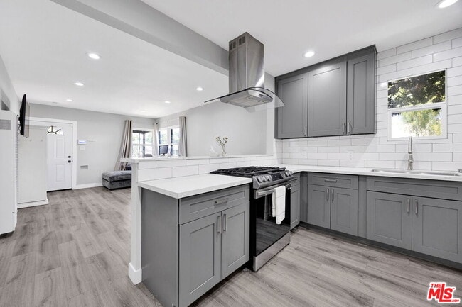 property at 201 E 91st St