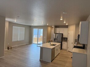 745 N Tempe St in Aurora, CO - Building Photo - Building Photo