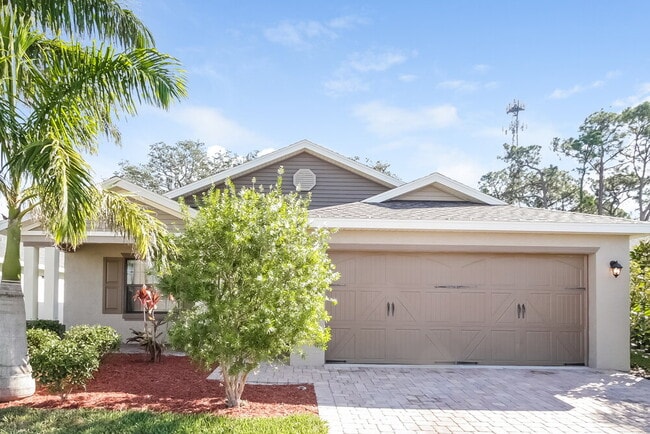 property at 433 San Lorenzo Ct