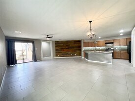 18722 White Barnwood Ct in Cypress, TX - Building Photo