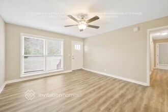 8826 Burleson Ln in Murfreesboro, TN - Foto de edificio - Building Photo