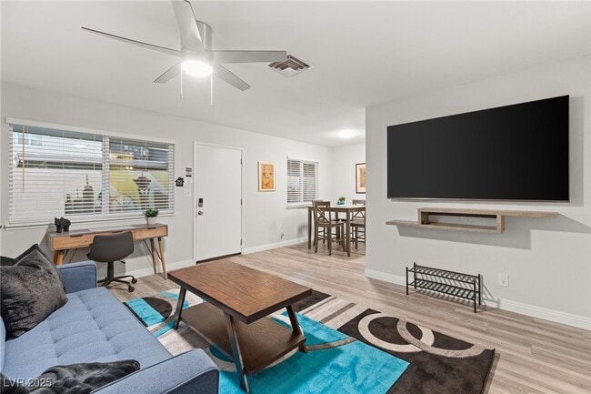 property at 615 S 10th St