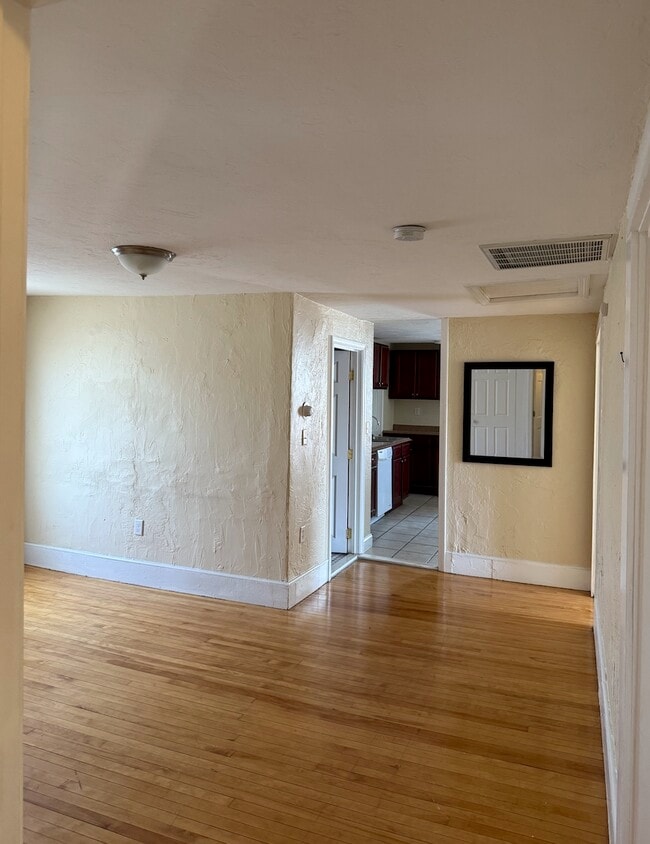148 Highland St, Unit 3