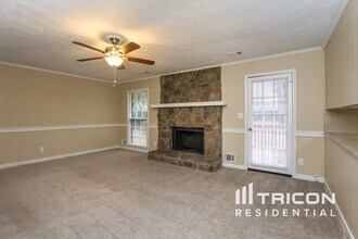 2633 Green Valley Ct in Snellville, GA - Building Photo - Building Photo