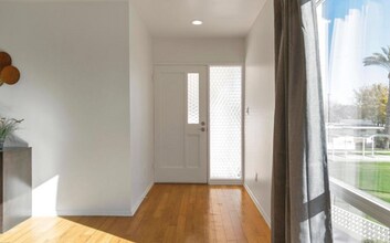 1231 E Maryland Ave, Unit B in Phoenix, AZ - Foto de edificio - Building Photo