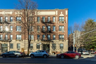 403 Avenue C in Brooklyn, NY - Foto de edificio - Building Photo