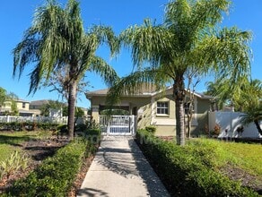 8512 Gablebend Way in Tampa, FL - Building Photo - Building Photo