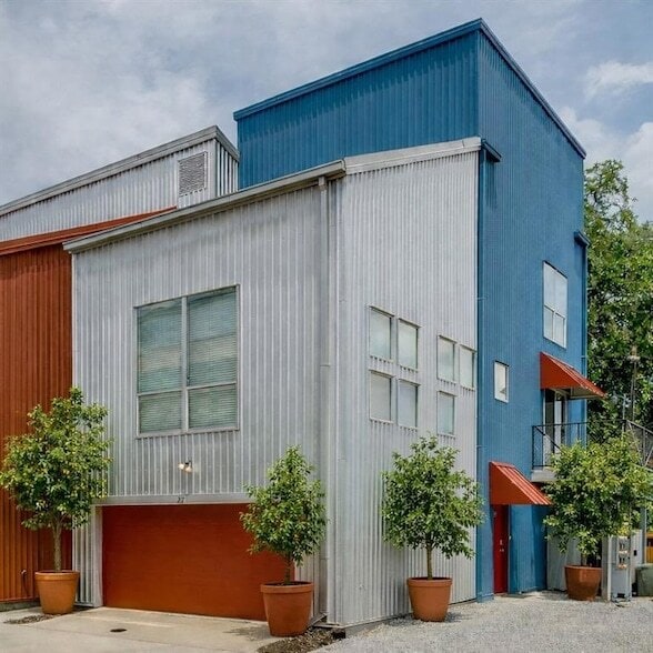 property at 1720 Nicholson Dr