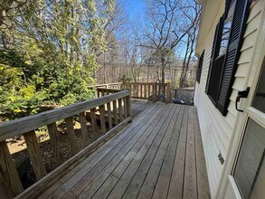 58 Westville Rd in Plaistow, NH - Building Photo - Building Photo