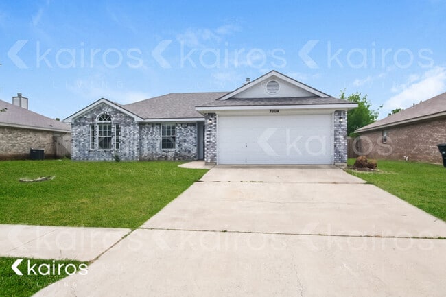 property at 3204 Gus Dr
