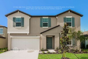 11467 Lavender Loop in Spring Hill, FL - Building Photo
