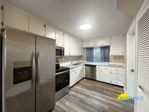 907 Canopy Ln in Fort Walton Beach, FL - Building Photo - Building Photo