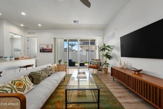 15601 Cactus Rd in Surprise, AZ - Building Photo - Building Photo