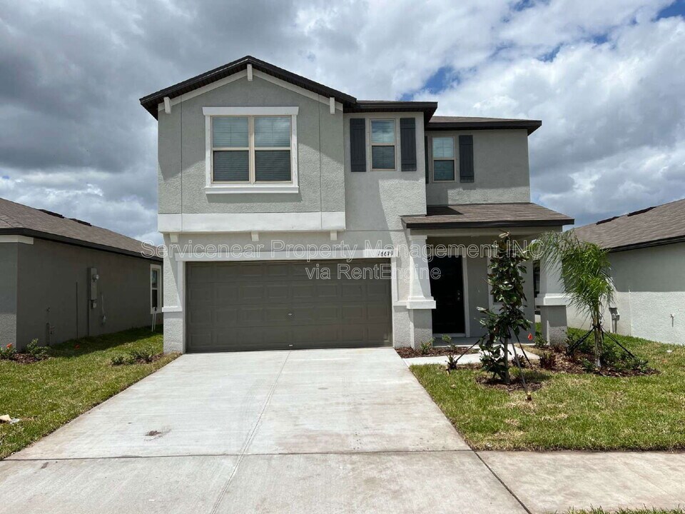 16679 Kingman Reef St in Wimauma, FL - Building Photo