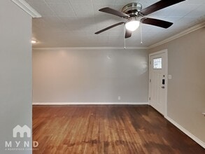 404 Virginia Ave in Waxahachie, TX - Building Photo - Building Photo
