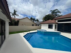 20077 Palm Island Dr in Boca Raton, FL - Building Photo - Building Photo