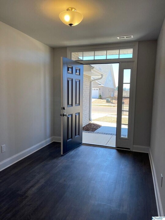 197 Abercorn Dr in Madison, AL - Building Photo