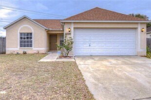 11328 Jim Ct in Riverview, FL - Building Photo