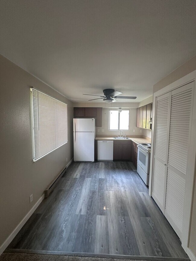 260 Shoshone Ave in Green River, WY - Building Photo - Building Photo