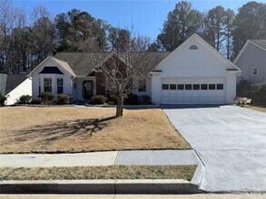 2029 Manor Oak Ln NE in Buford, GA - Building Photo - Building Photo