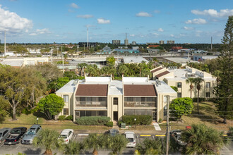 Pines of Jupiter in Jupiter, FL - Building Photo - Building Photo