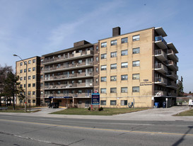 1524 Lawrence Ave W Apartments in Toronto, ON - Building Photo