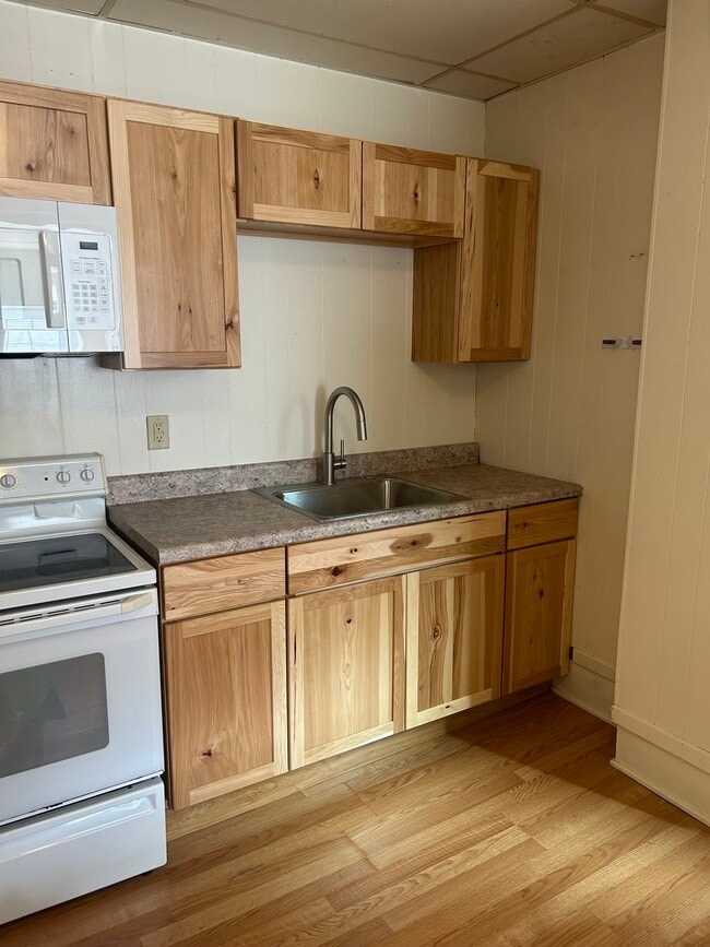 12 W Southern Ave, Unit 12 in South Williamsport, PA - Building Photo - Building Photo