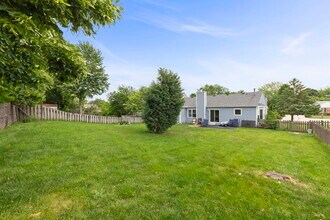 2980 Pineland Ct in Aurora, IL - Building Photo - Building Photo