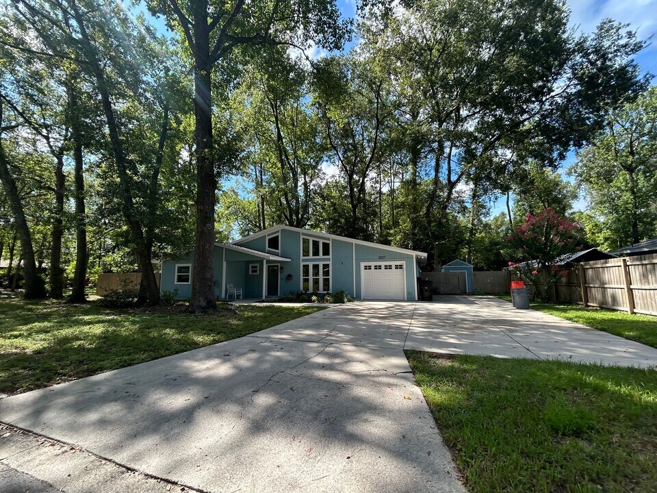 3007 NW 43rd Ave in Gainesville, FL - Building Photo