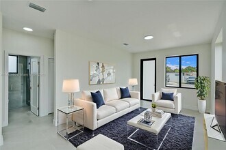 301 E 51st St in Hialeah, FL - Building Photo - Building Photo