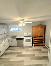 1027 Cochran Mill Rd, Unit 9 in Jefferson Hills, PA - Building Photo - Building Photo