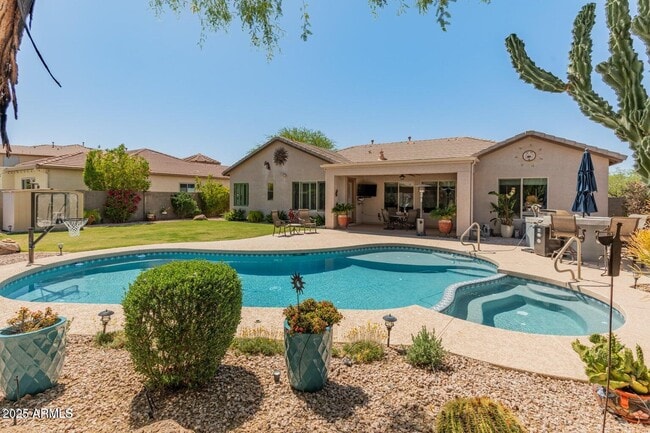 property at 2222 W Morse Ct