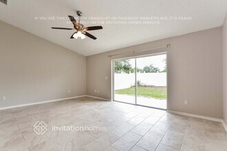 1206 Whitewood Way in Clermont, FL - Foto de edificio - Building Photo