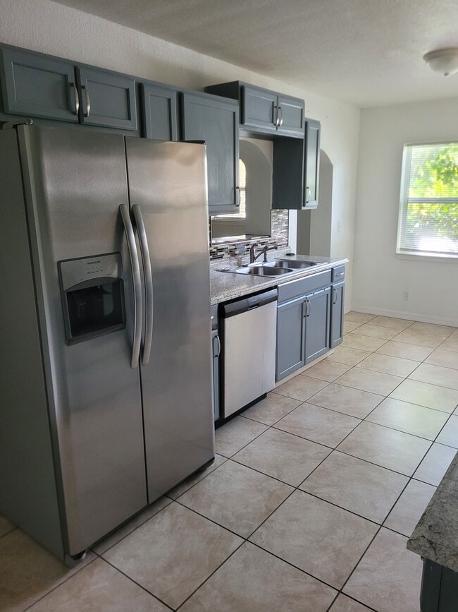 409 Armour Ave in Auburndale, FL - Building Photo - Building Photo