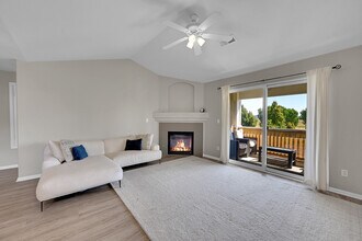 8200 E 8th Ave, Unit 1-203 in Denver, CO - Building Photo - Building Photo