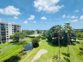 14527 Bonaire Blvd in Delray Beach, FL - Building Photo