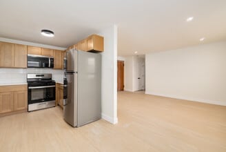 Tyson Arms Apartments in Philadelphia, PA - Building Photo - Interior Photo