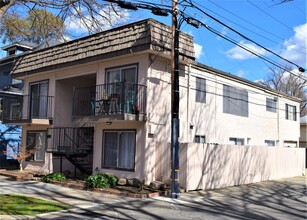 815 18th St in Sacramento, CA - Building Photo - Building Photo