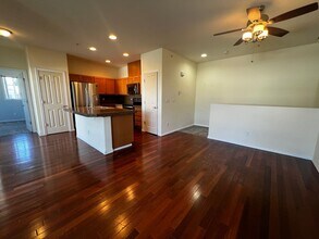 2270 Bobs Hollow Ln in Dupont, WA - Foto de edificio - Building Photo